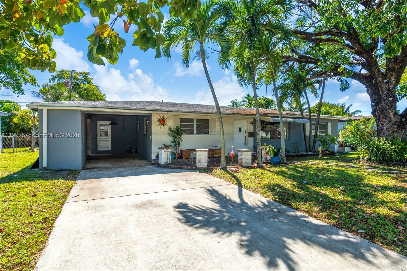 2221 Alcazar Dr Miramar, FL 33023