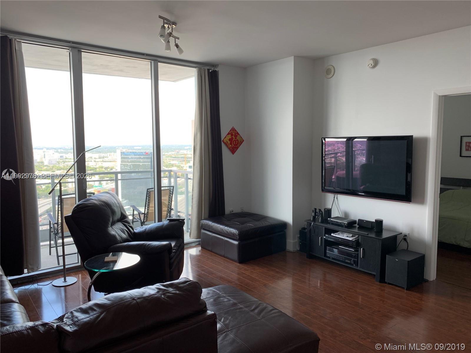 90 SW 3rd St #4008 Miami, FL 33130