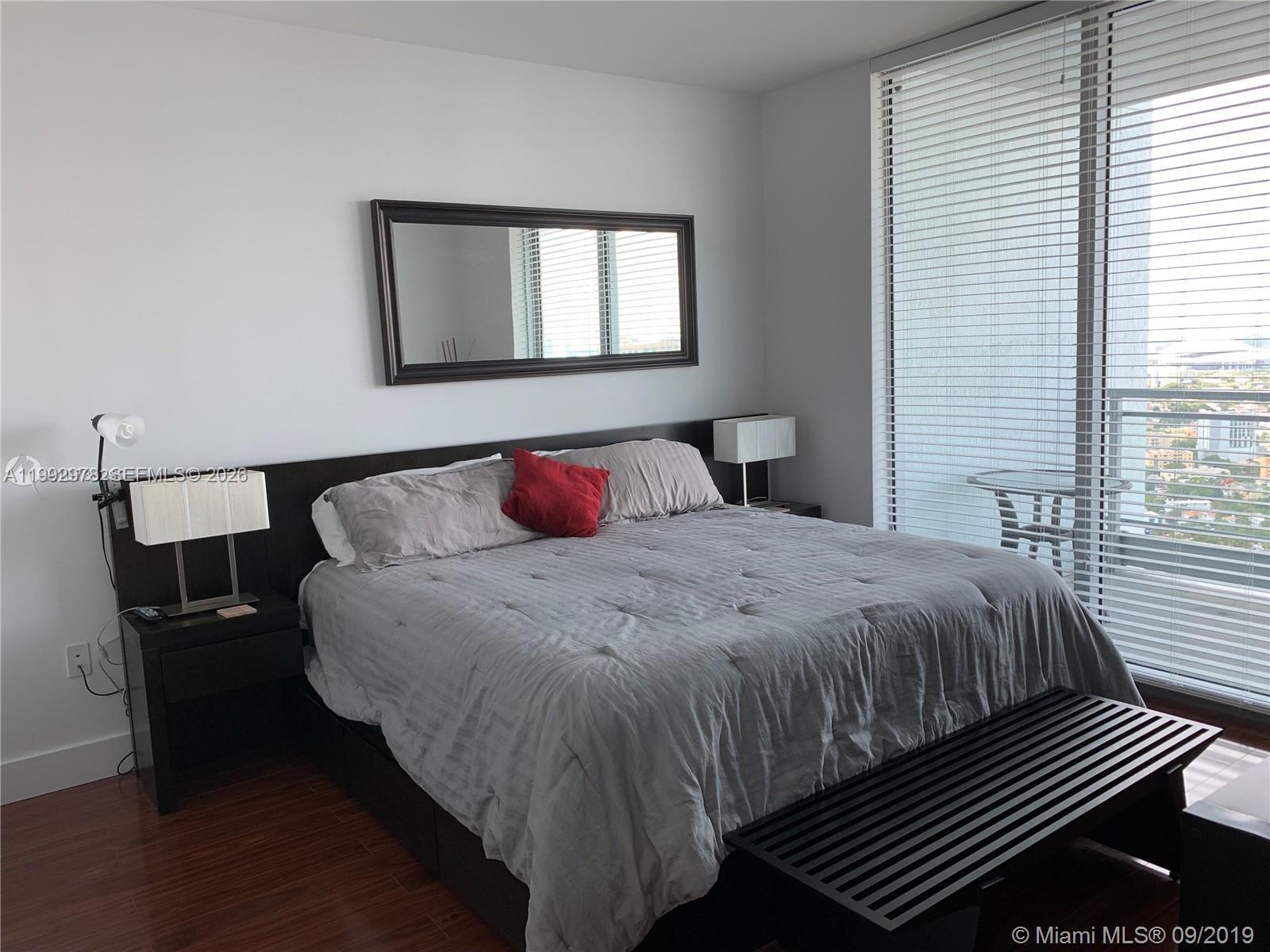 90 SW 3rd St #4008 Miami, FL 33130