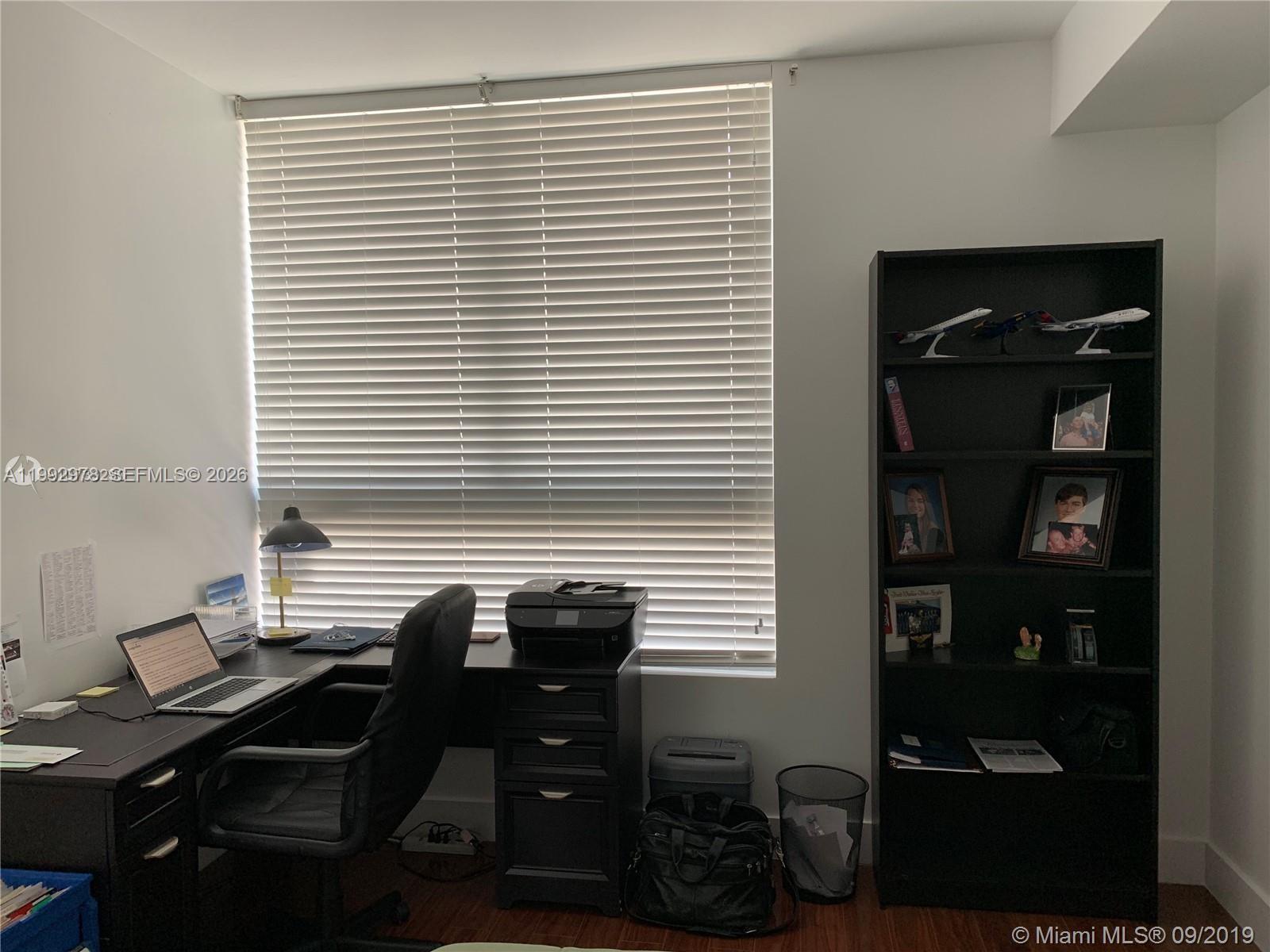 90 SW 3rd St #4008 Miami, FL 33130