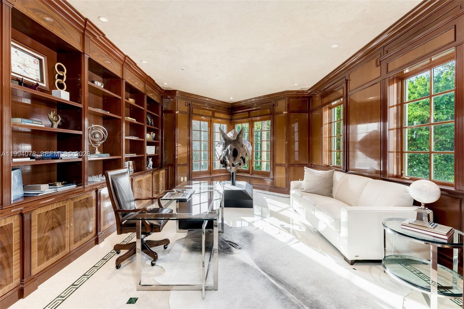 585 Arvida Pkwy Coral Gables, FL 33156