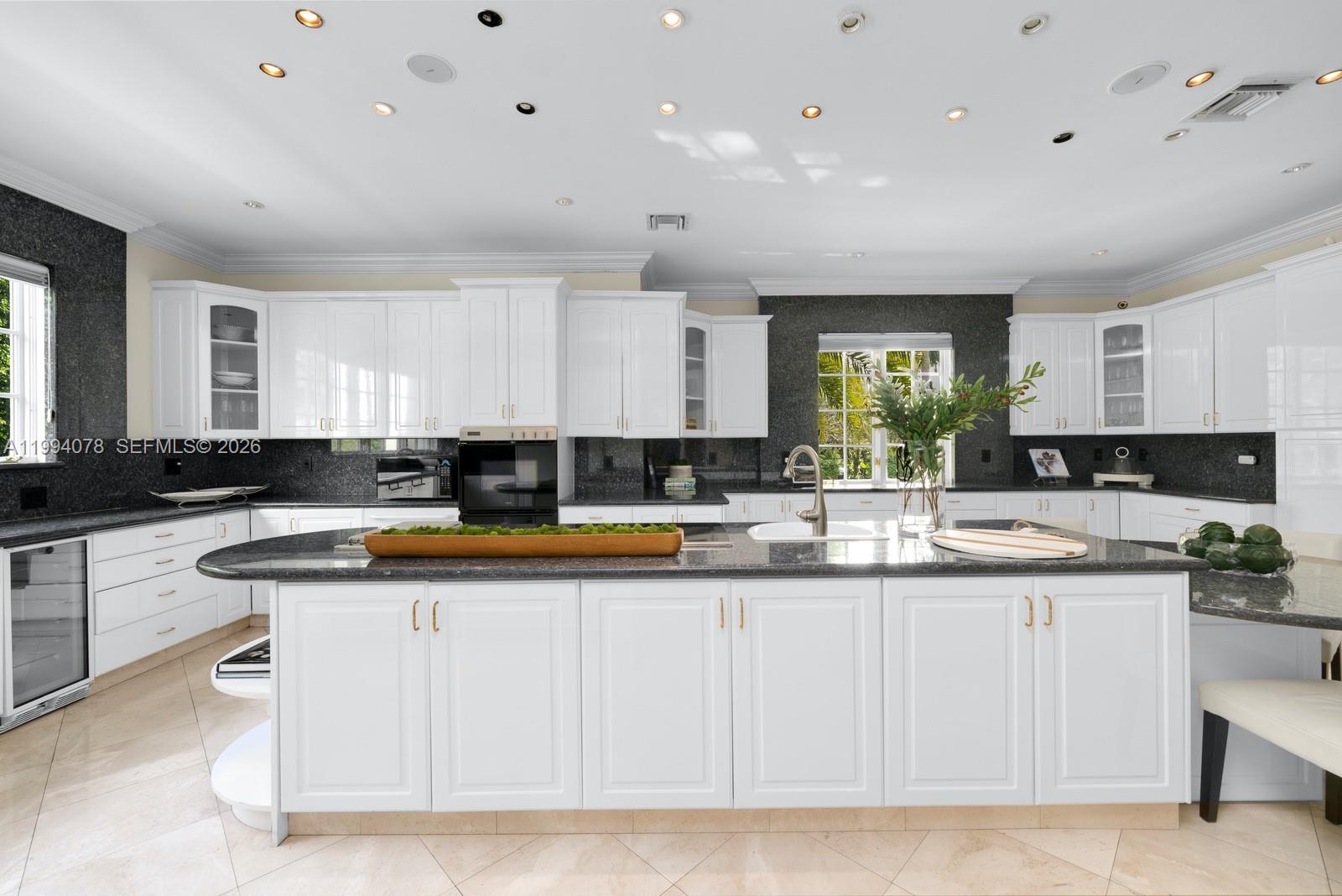 585 Arvida Pkwy Coral Gables, FL 33156