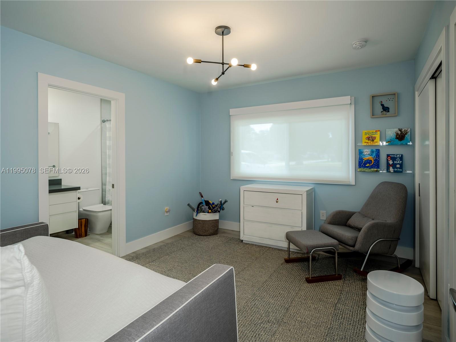 8525 SW 54th Ct Miami, FL 33143