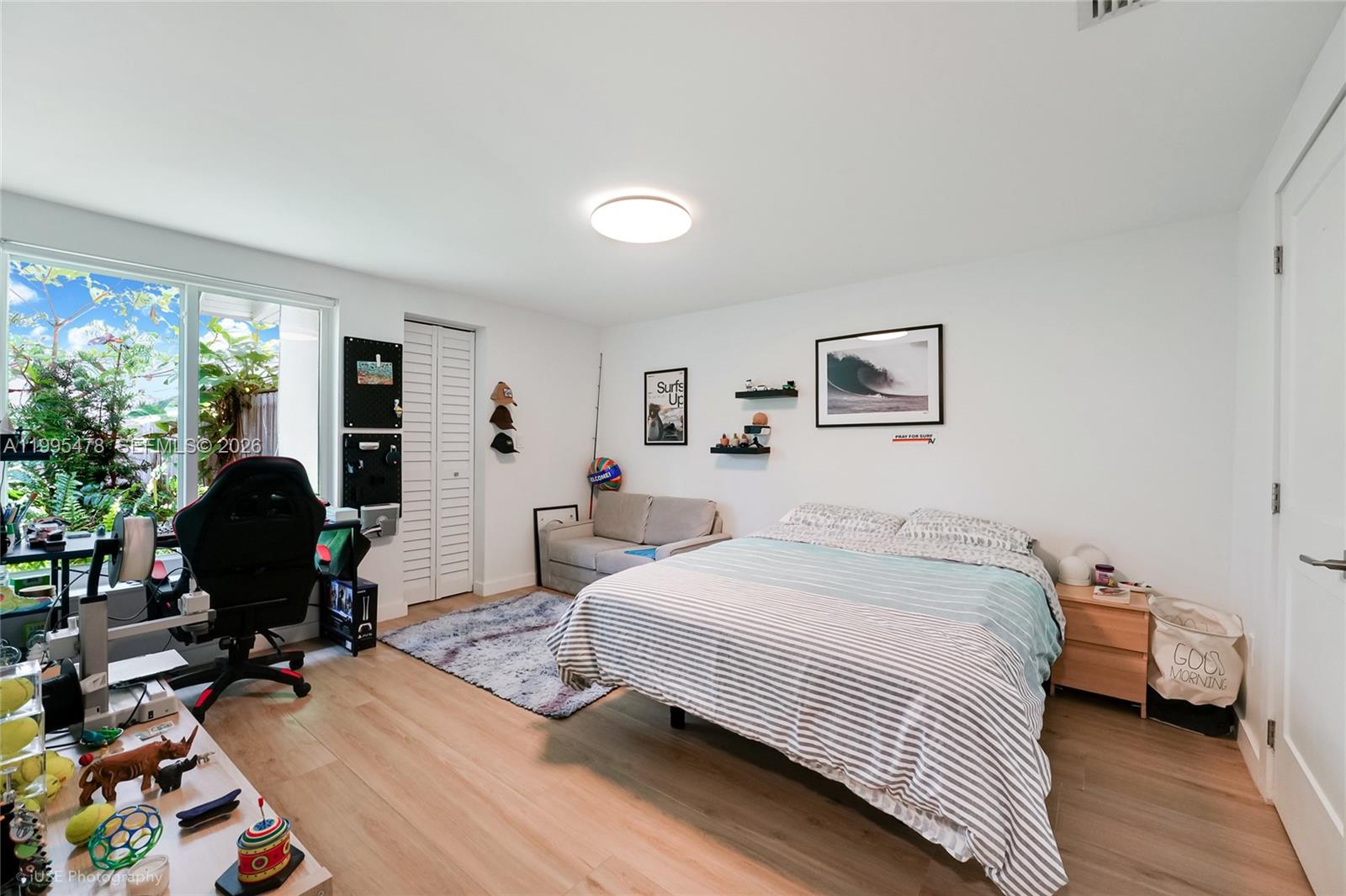 560 Hampton Ln Key Biscayne, FL 33149