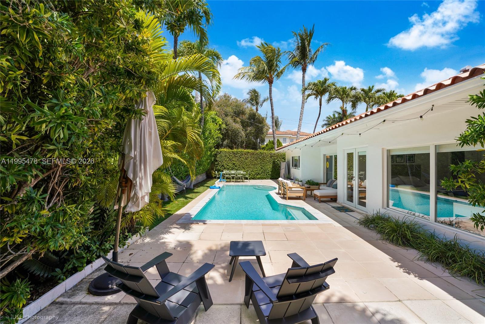 560 Hampton Ln Key Biscayne, FL 33149