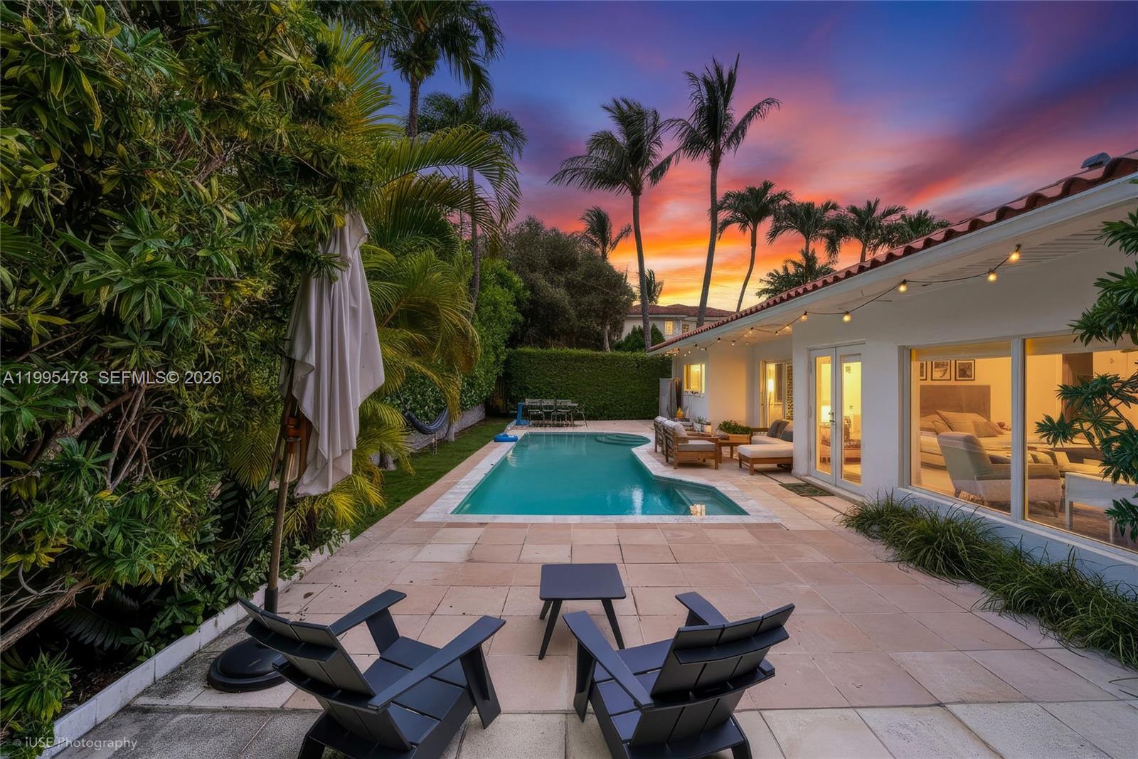 560 Hampton Ln Key Biscayne, FL 33149