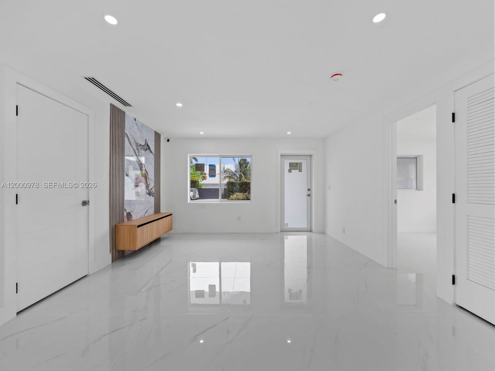 1007 Citrus Isle Fort Lauderdale, FL 33315