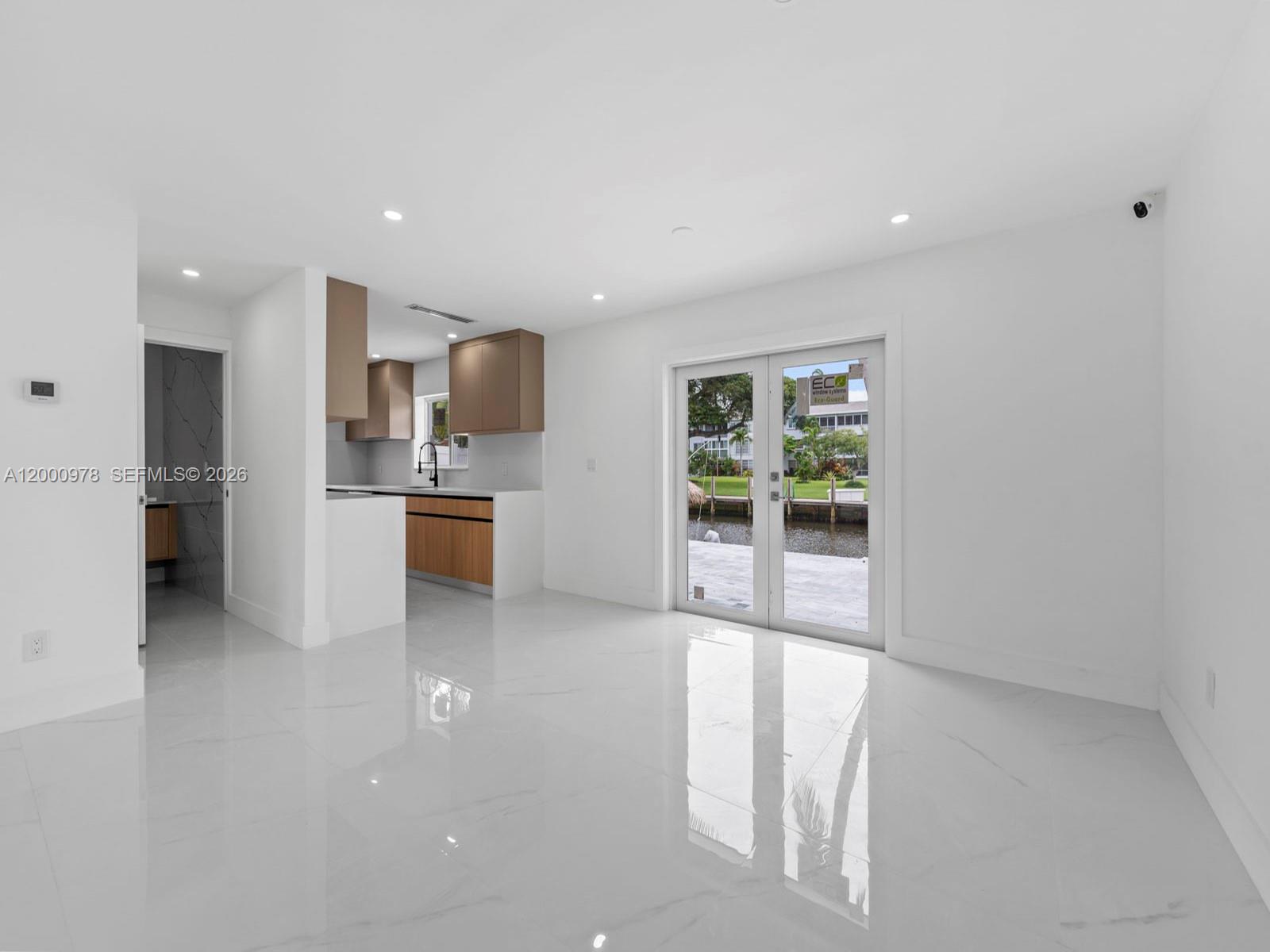 1007 Citrus Isle Fort Lauderdale, FL 33315