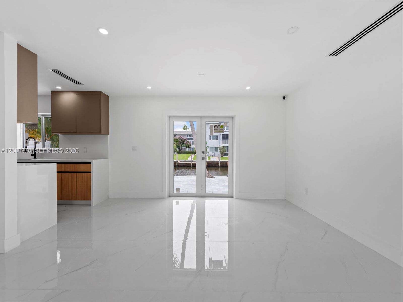 1007 Citrus Isle Fort Lauderdale, FL 33315