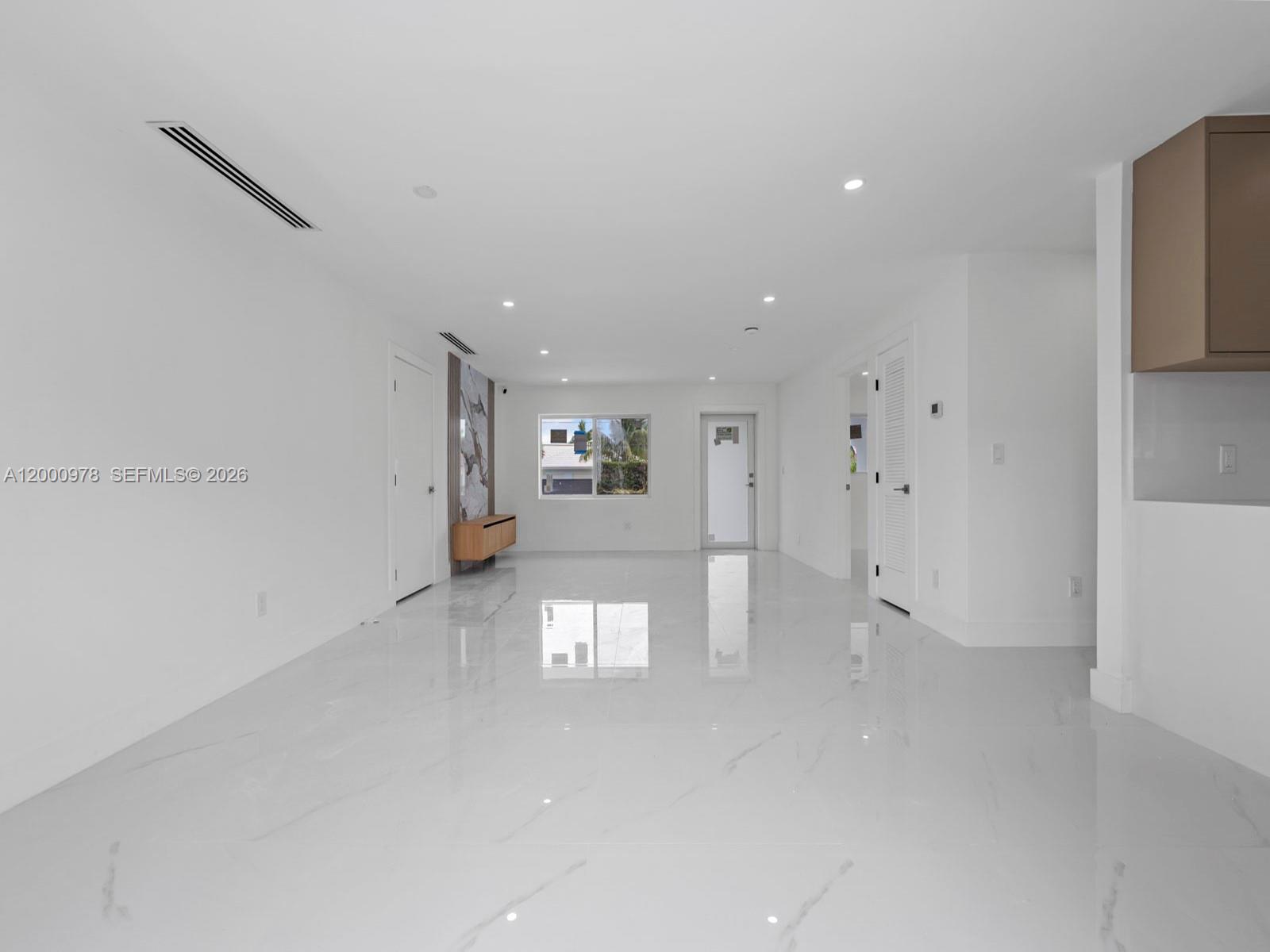 1007 Citrus Isle Fort Lauderdale, FL 33315