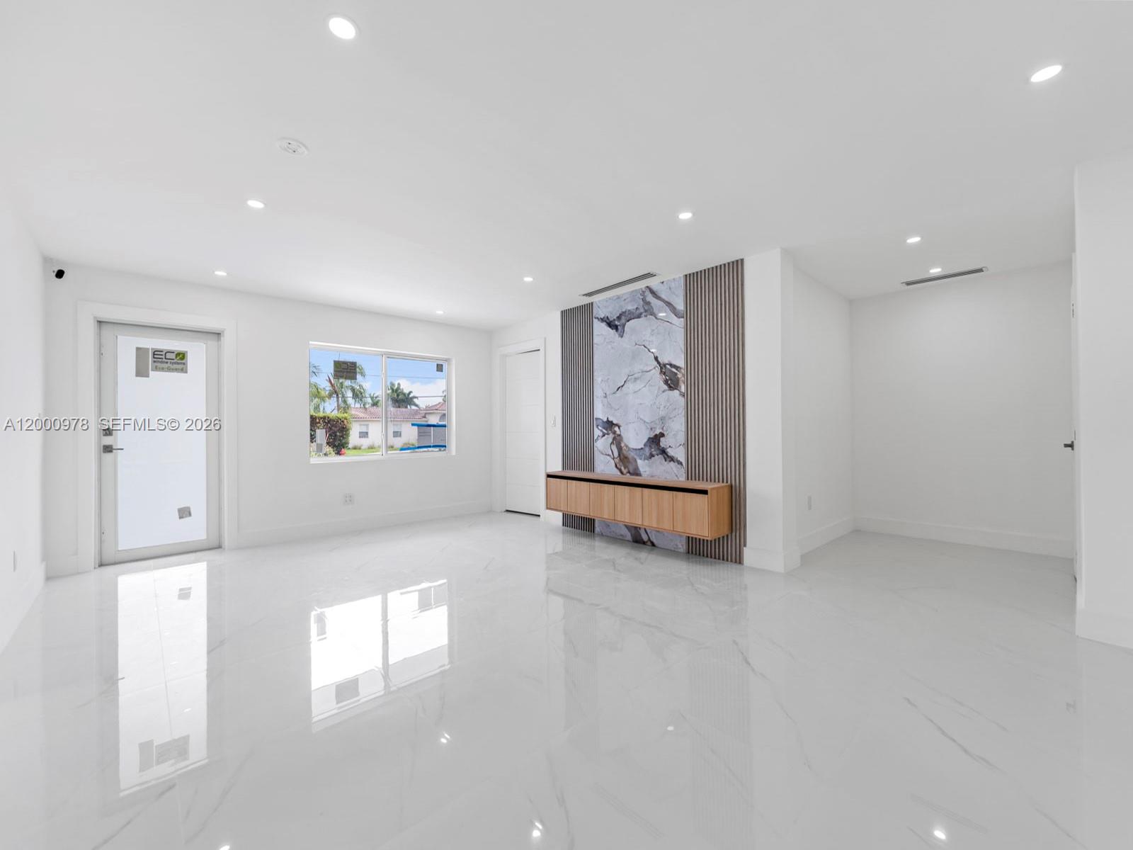 1007 Citrus Isle Fort Lauderdale, FL 33315