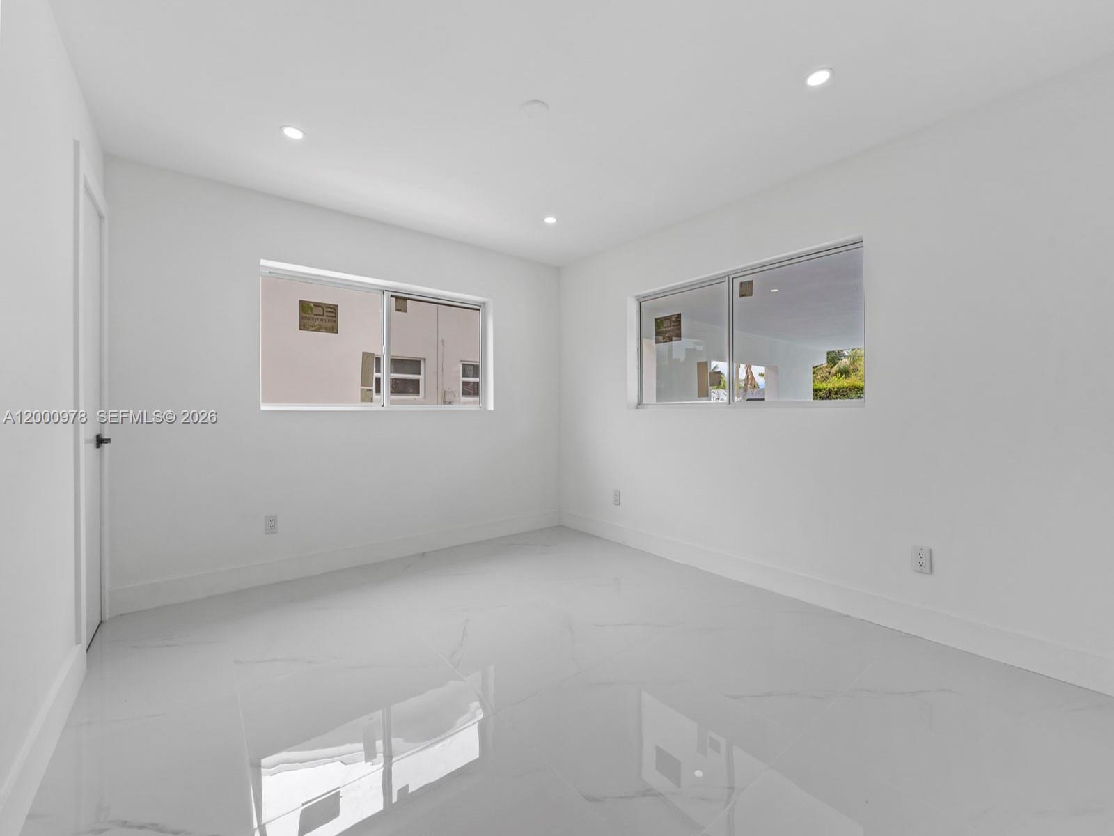 1007 Citrus Isle Fort Lauderdale, FL 33315