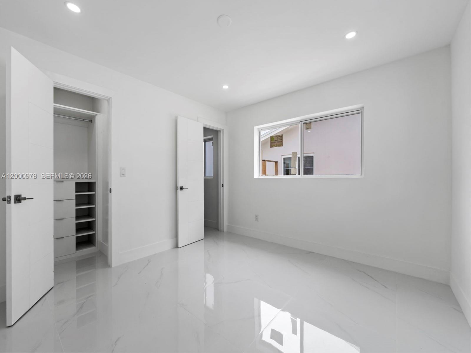 1007 Citrus Isle Fort Lauderdale, FL 33315