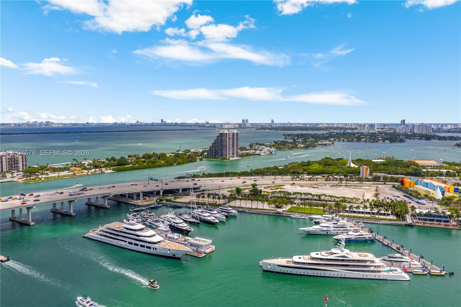 1000 Venetian Way #408 Miami, FL 33139