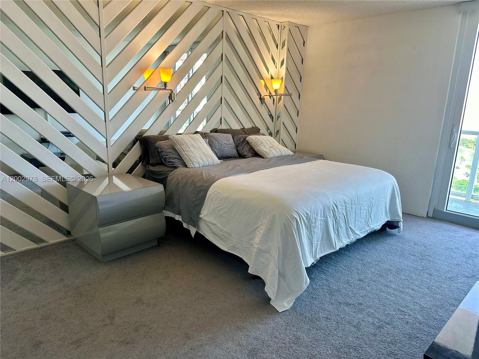 image Arlen House East22