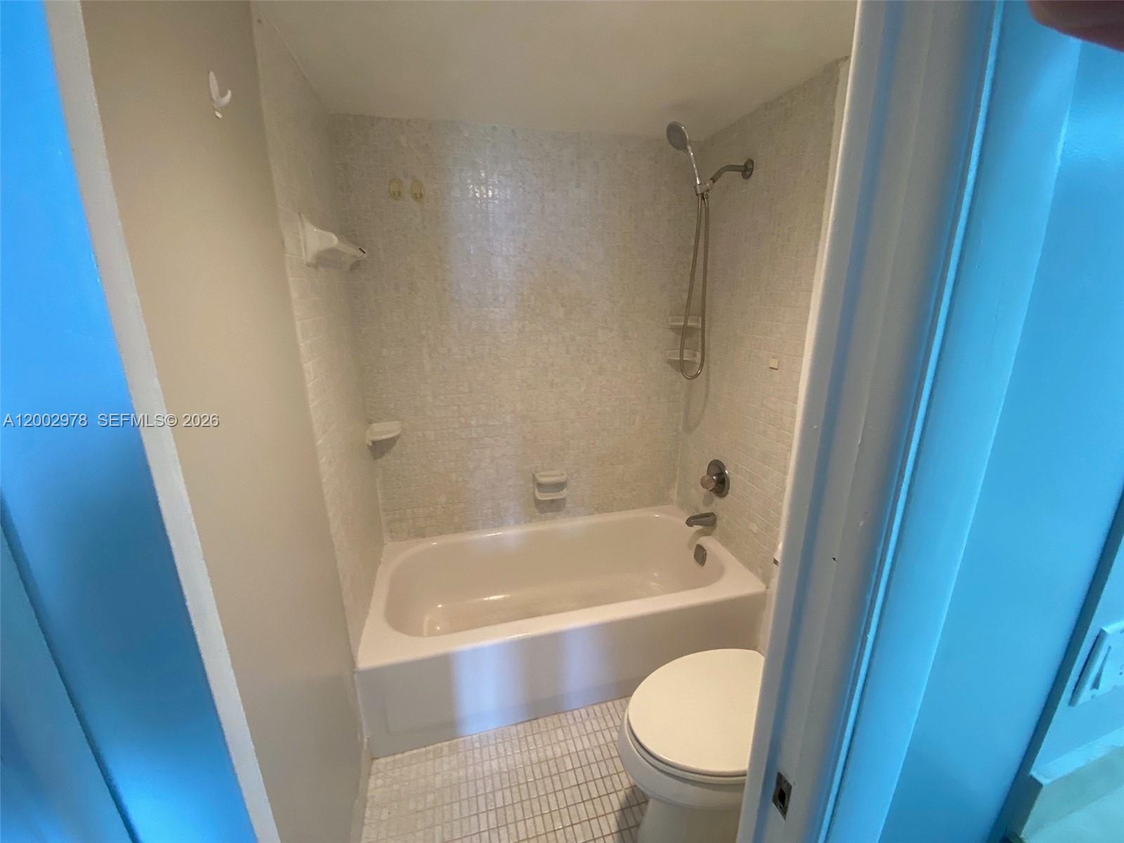 image Arlen House East31