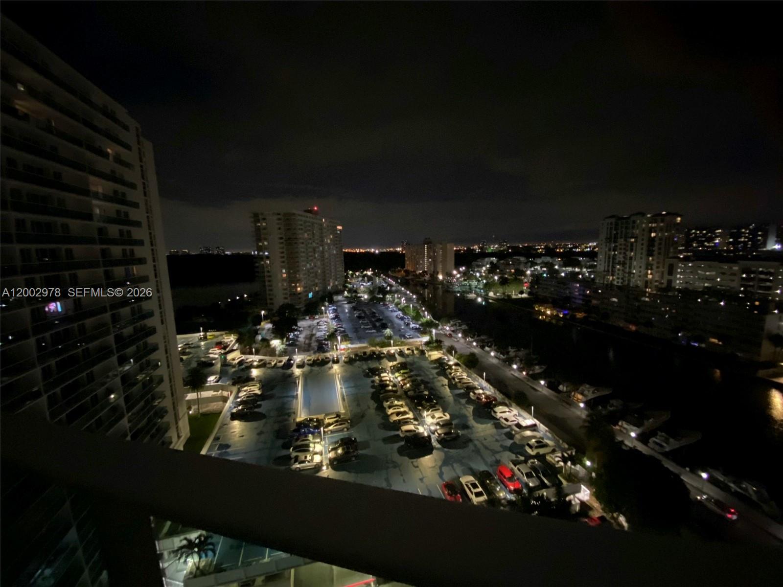 image Arlen House East40