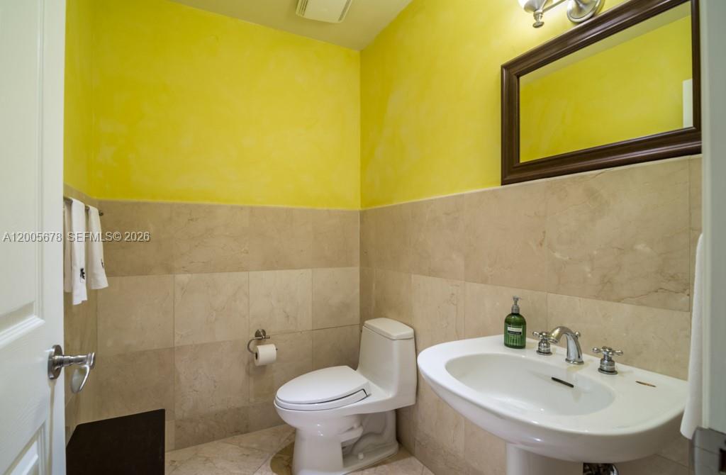 1237 Aduana Ave Coral Gables, FL 33146