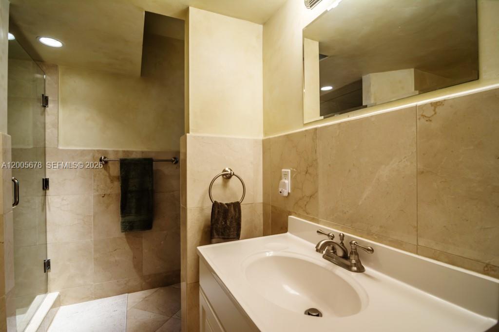 1237 Aduana Ave Coral Gables, FL 33146
