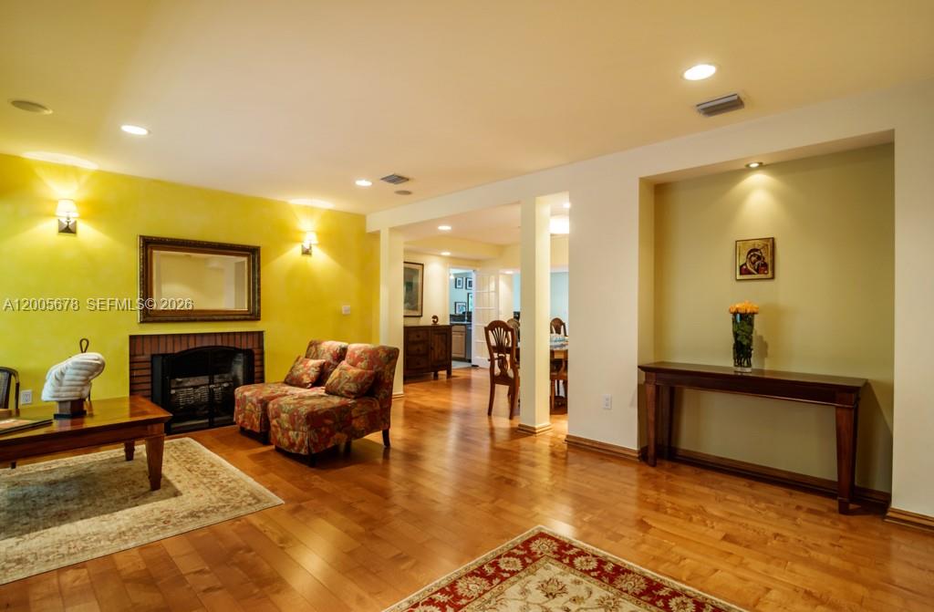 1237 Aduana Ave Coral Gables, FL 33146