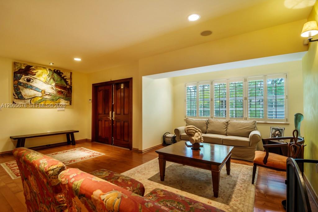 1237 Aduana Ave Coral Gables, FL 33146