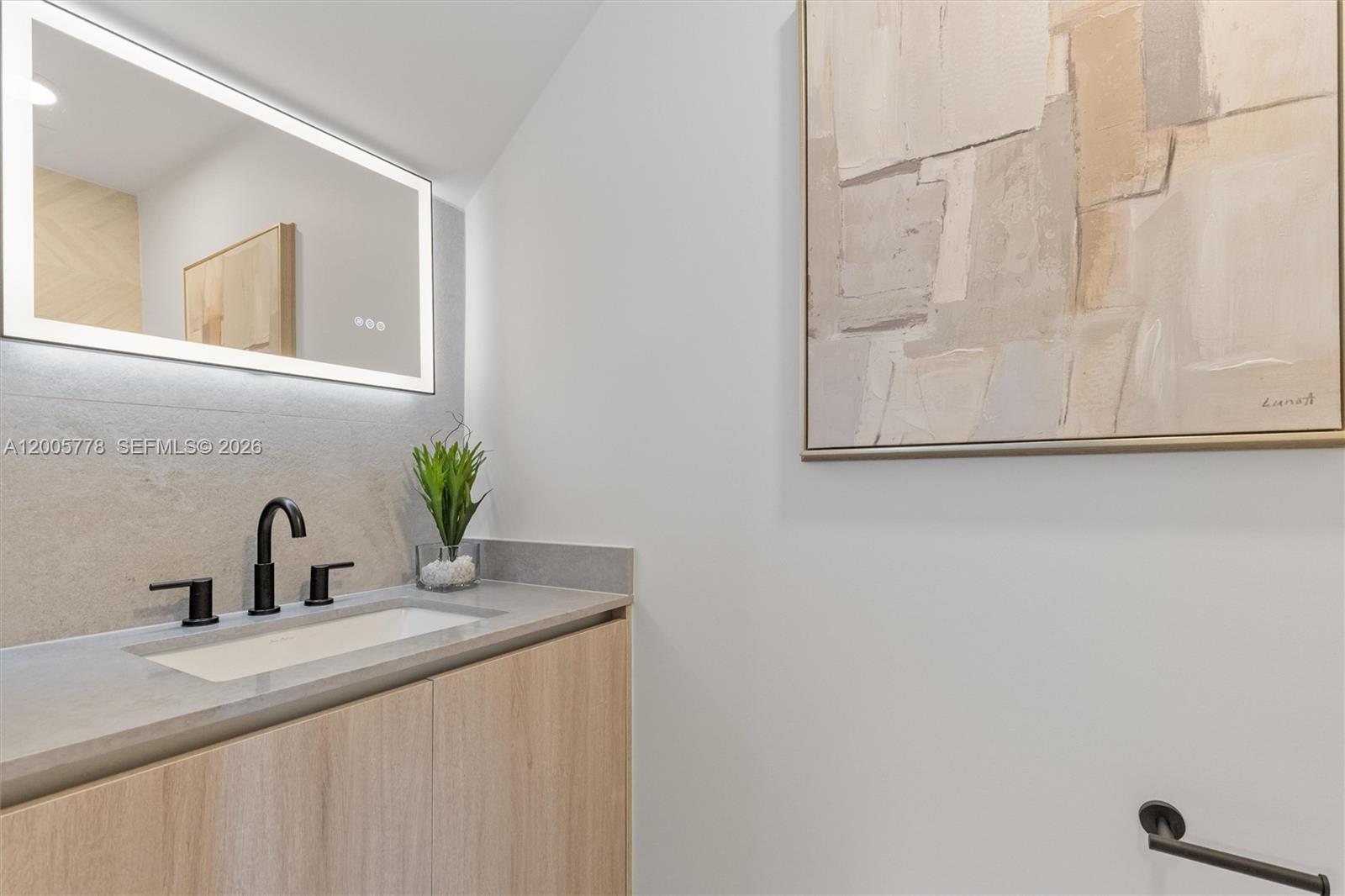 2787 SW 34th Ave Miami, FL 33133