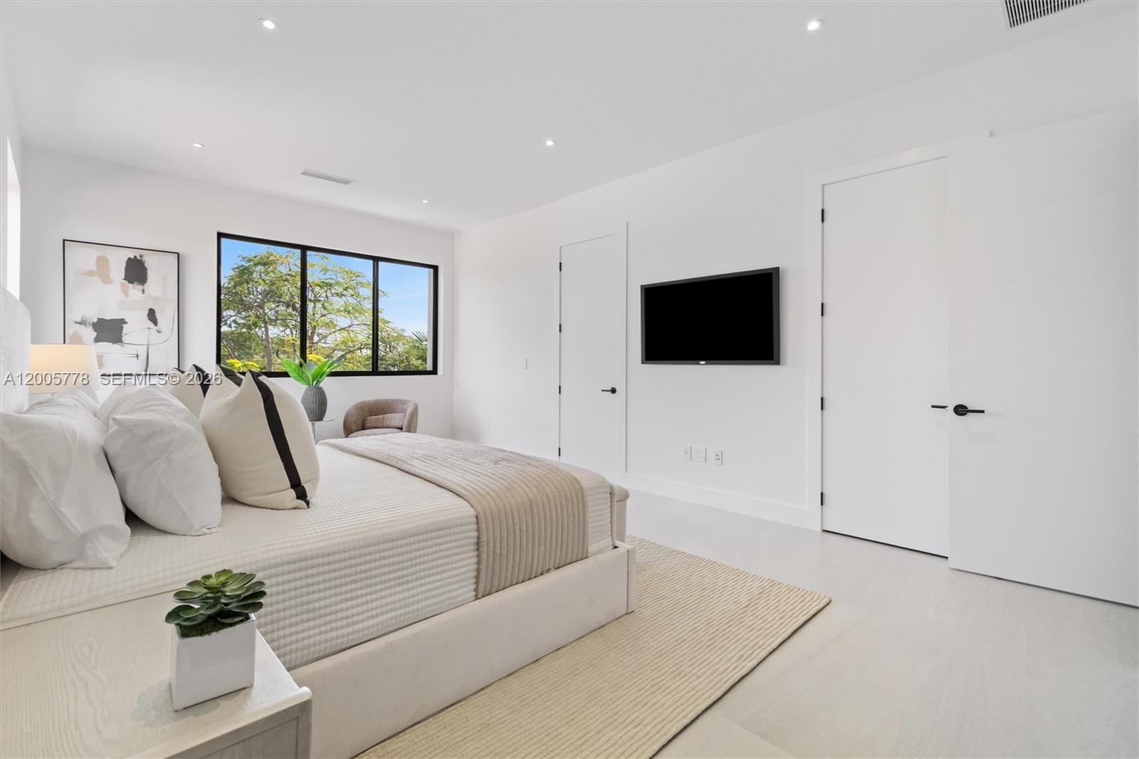 2787 SW 34th Ave Miami, FL 33133