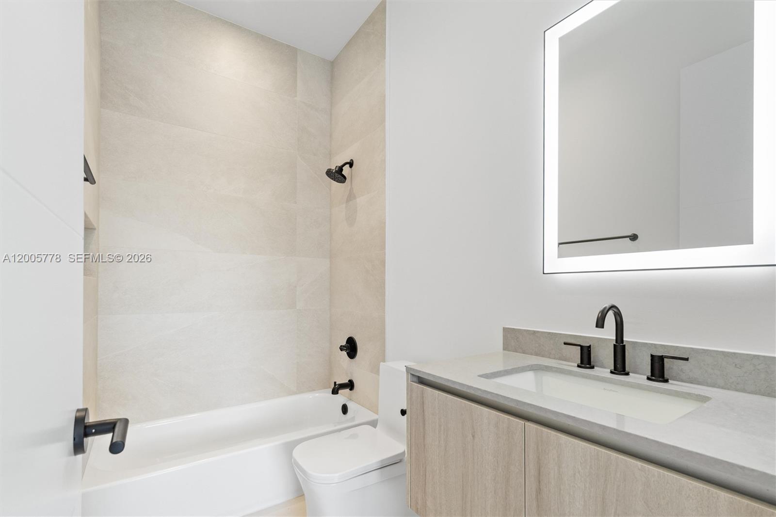 2787 SW 34th Ave Miami, FL 33133