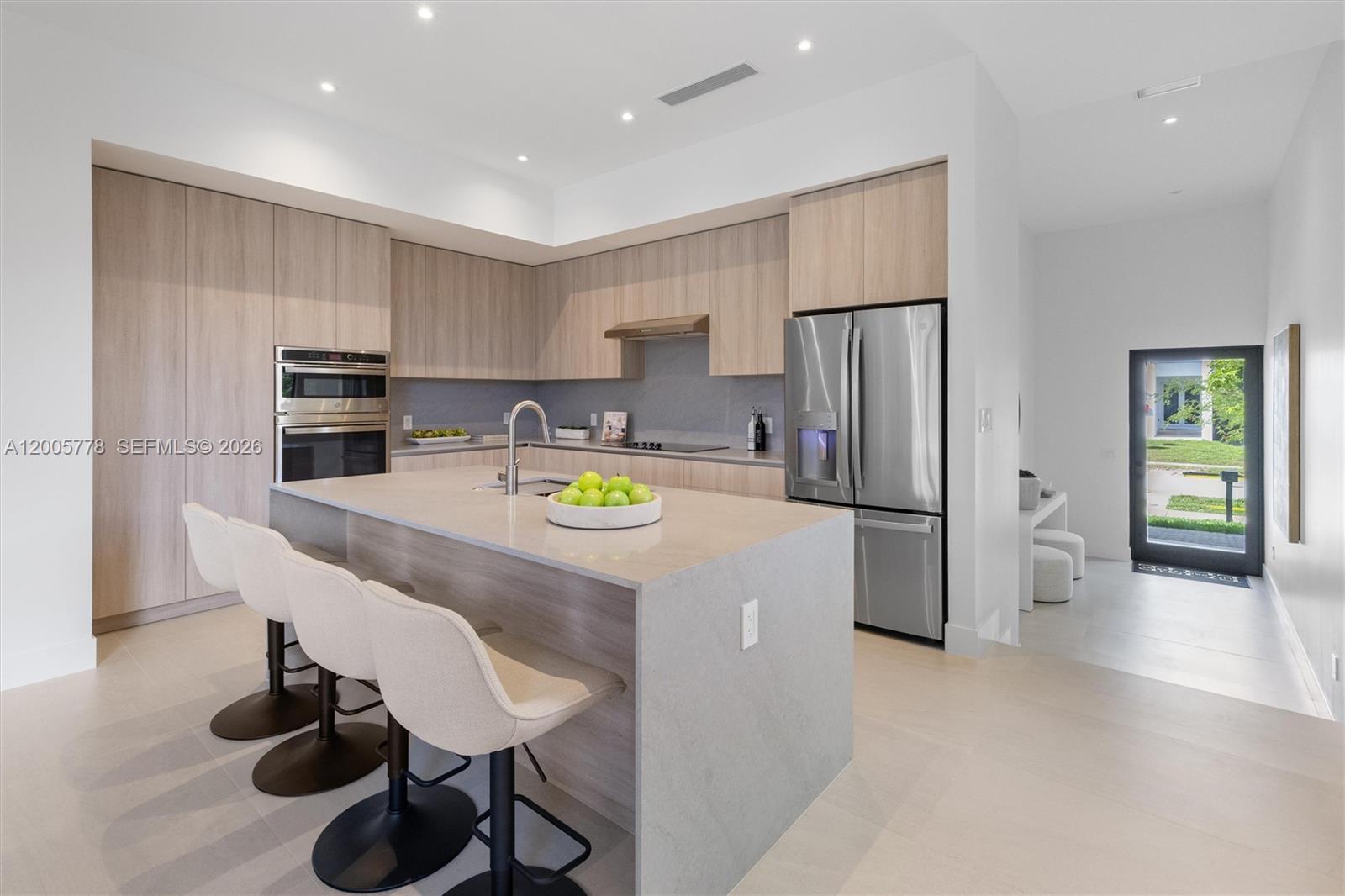 2787 SW 34th Ave Miami, FL 33133