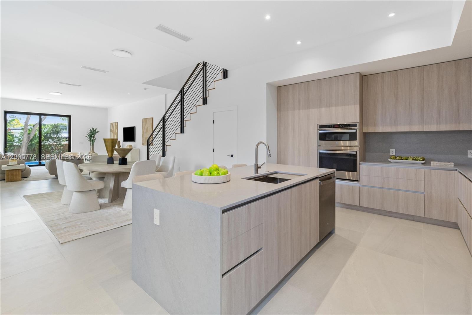 2787 SW 34th Ave Miami, FL 33133