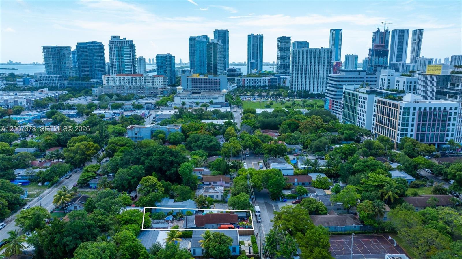 145 NW 31st St Miami, FL 33127