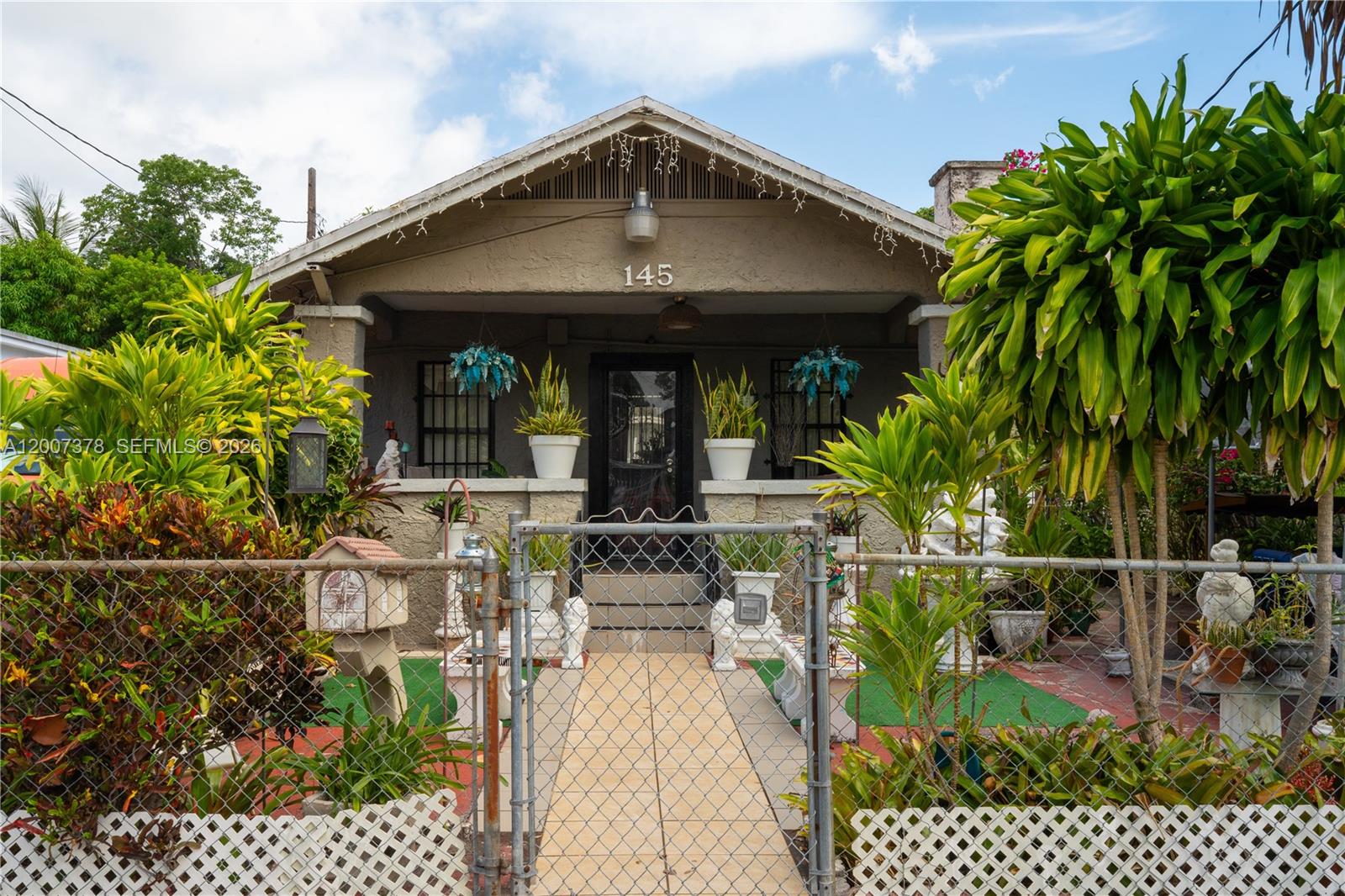 145 NW 31st St Miami, FL 33127