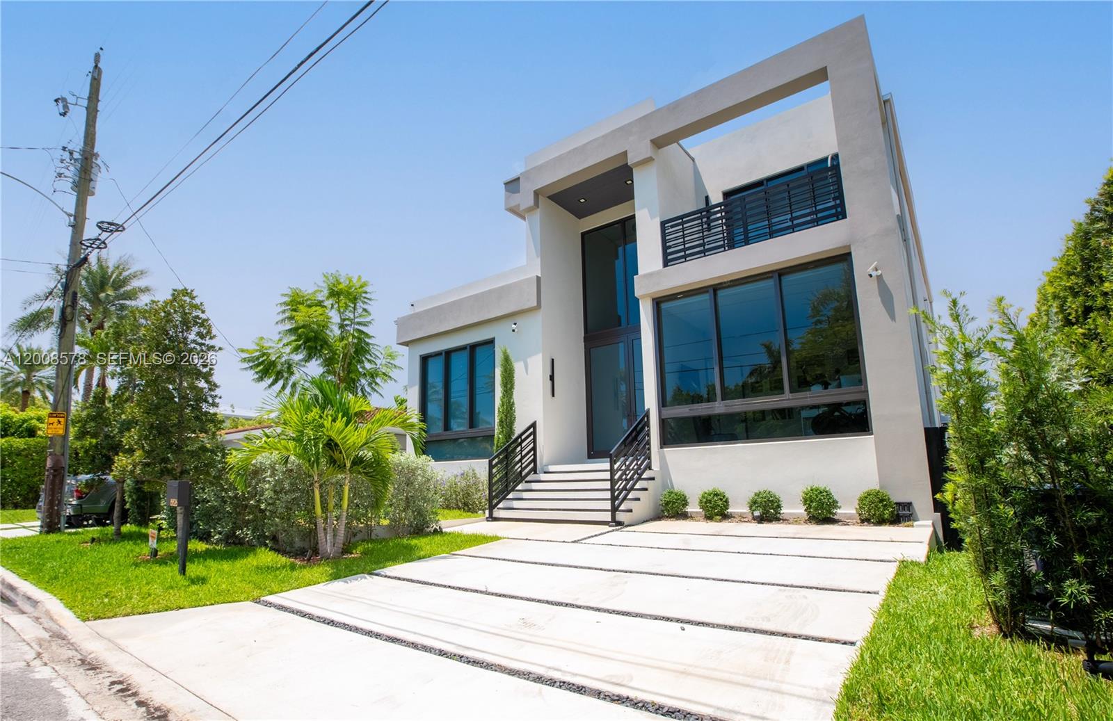 8826 Froude Ave Surfside, FL 33154