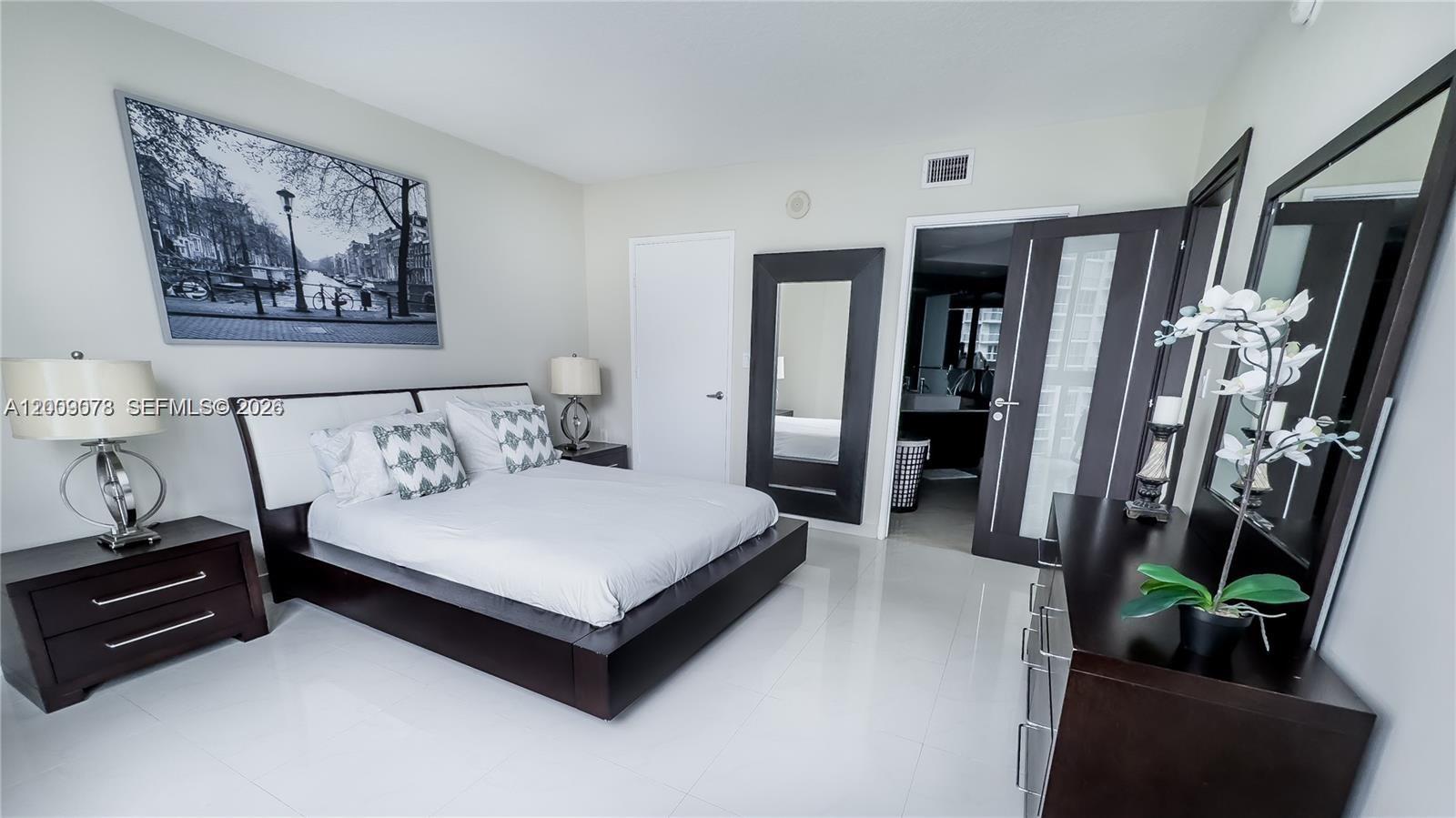 image St Tropez Sunny Isles11