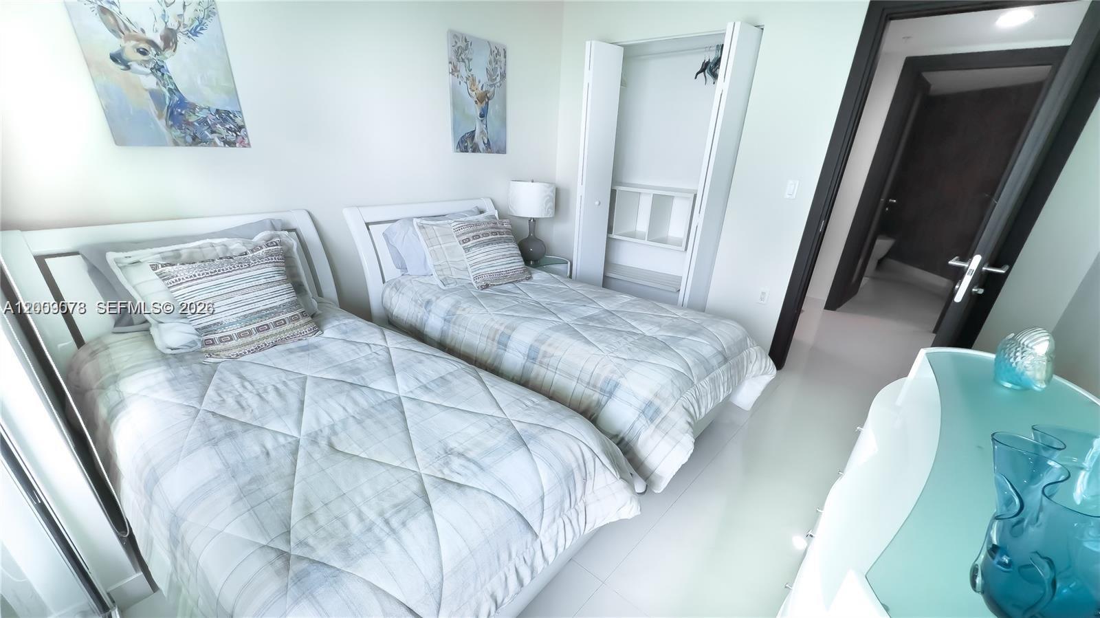 image St Tropez Sunny Isles16