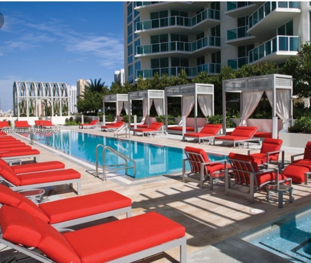 image St Tropez Sunny Isles21