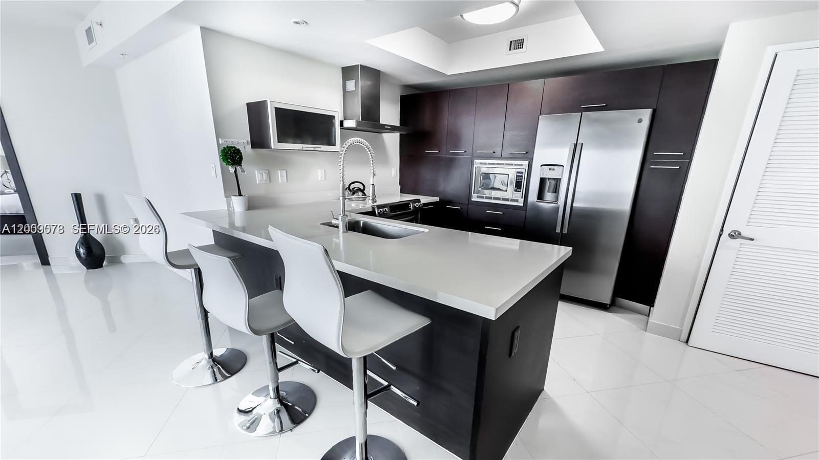 image St Tropez Sunny Isles7