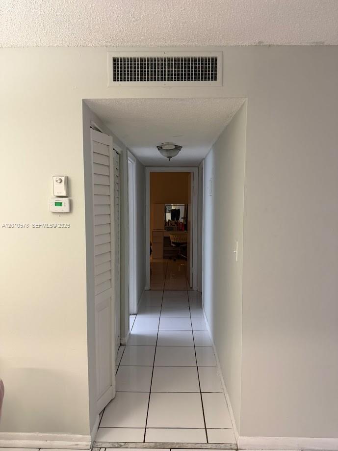 2420 Diana Dr #302 Hallandale Beach, FL 33009