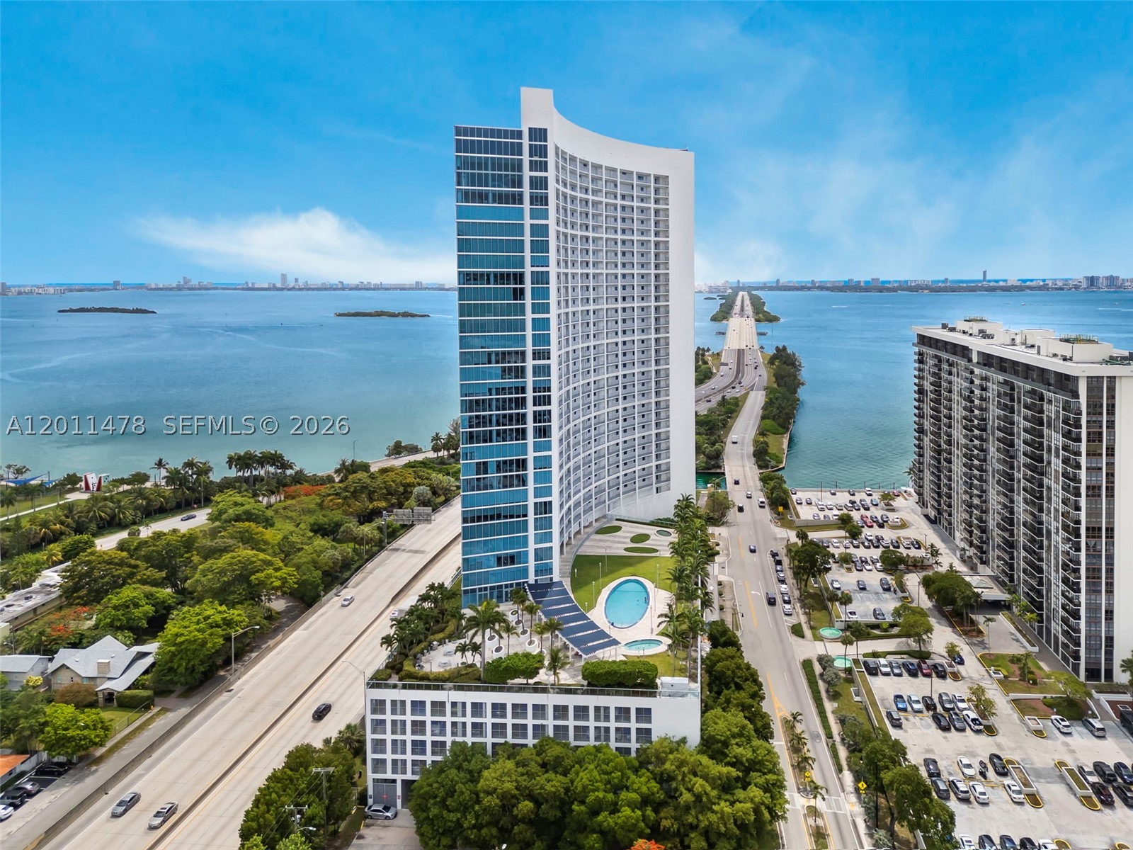 image Blue on the Bay35