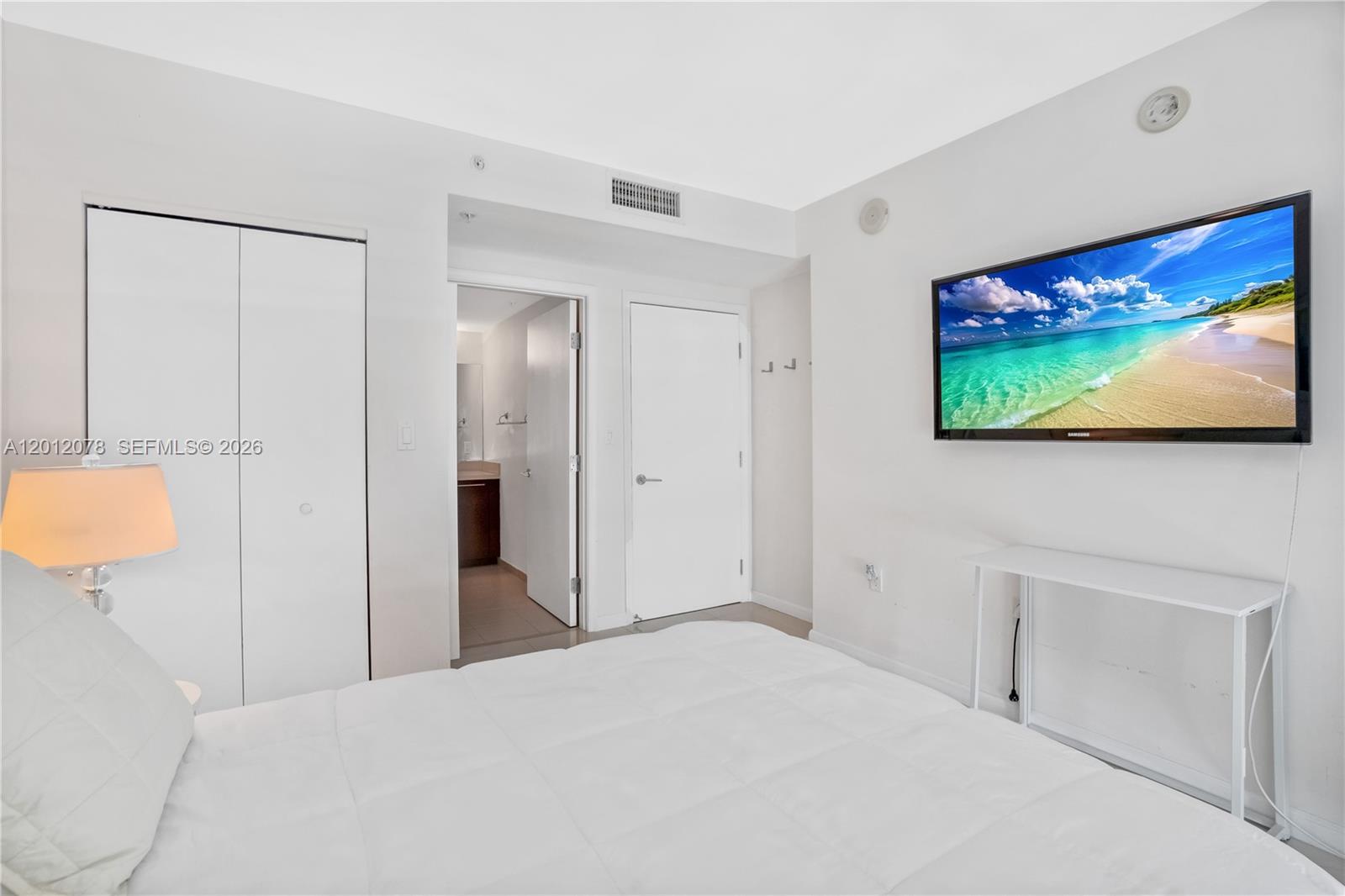 image Eloquence on the Bay23