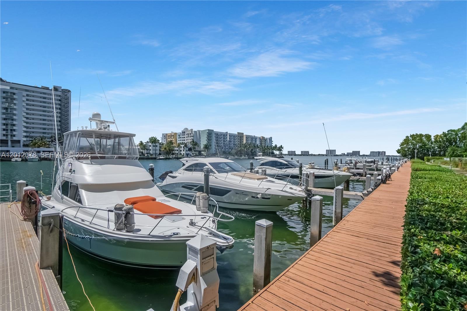 image Eloquence on the Bay46