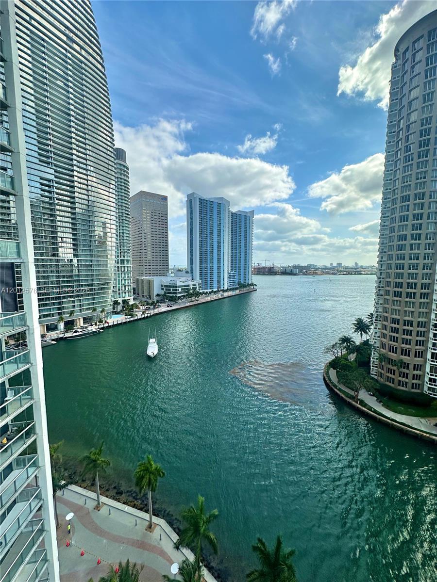 495 Brickell Ave #4103 Miami, FL 33131