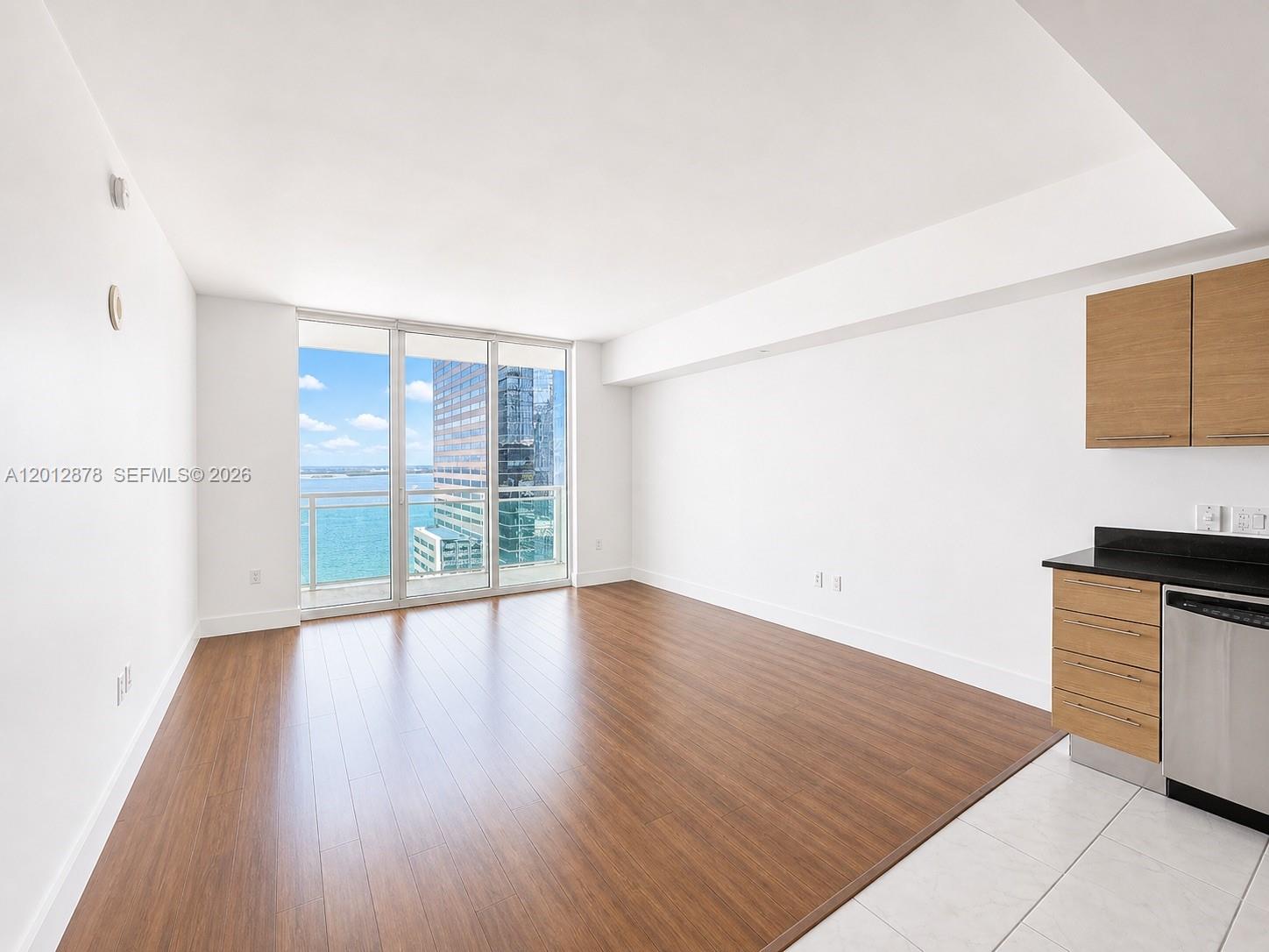 951 Brickell Ave #2208