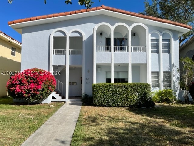 517 Menendez Ave #-