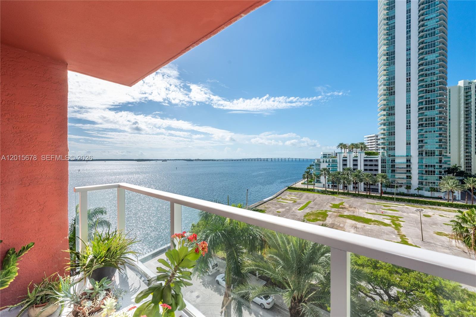 1155 Brickell Bay Dr #609
