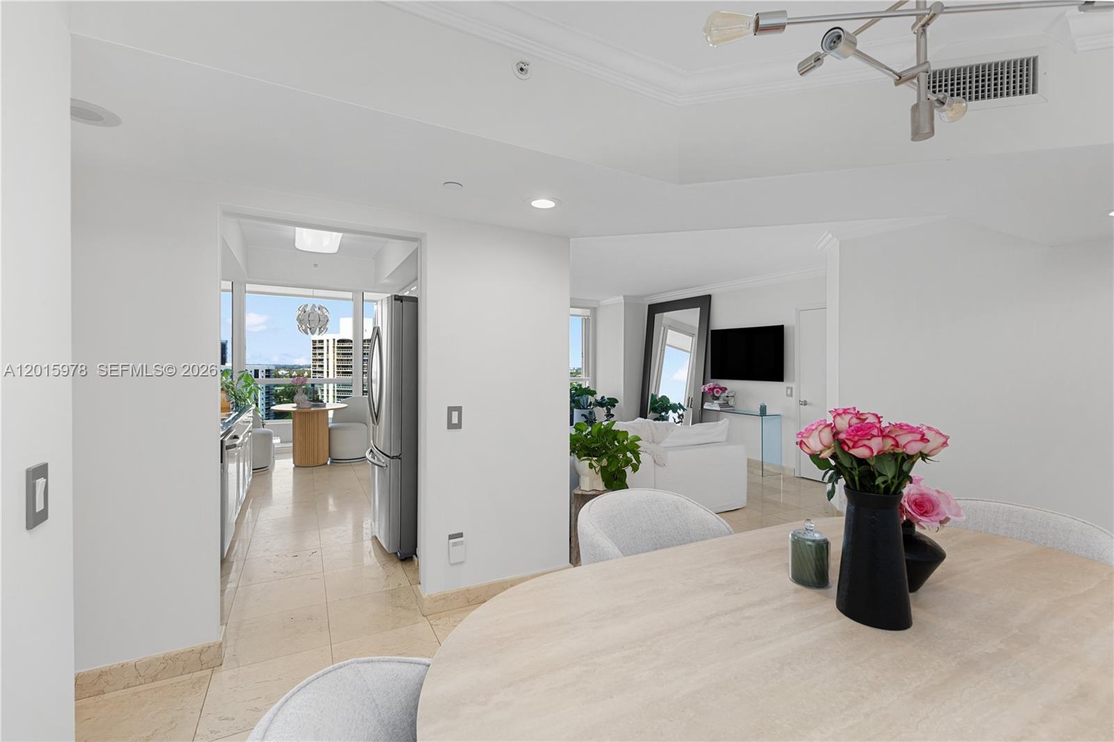21055 Yacht Clb Dr #1707 Aventura, FL 33180