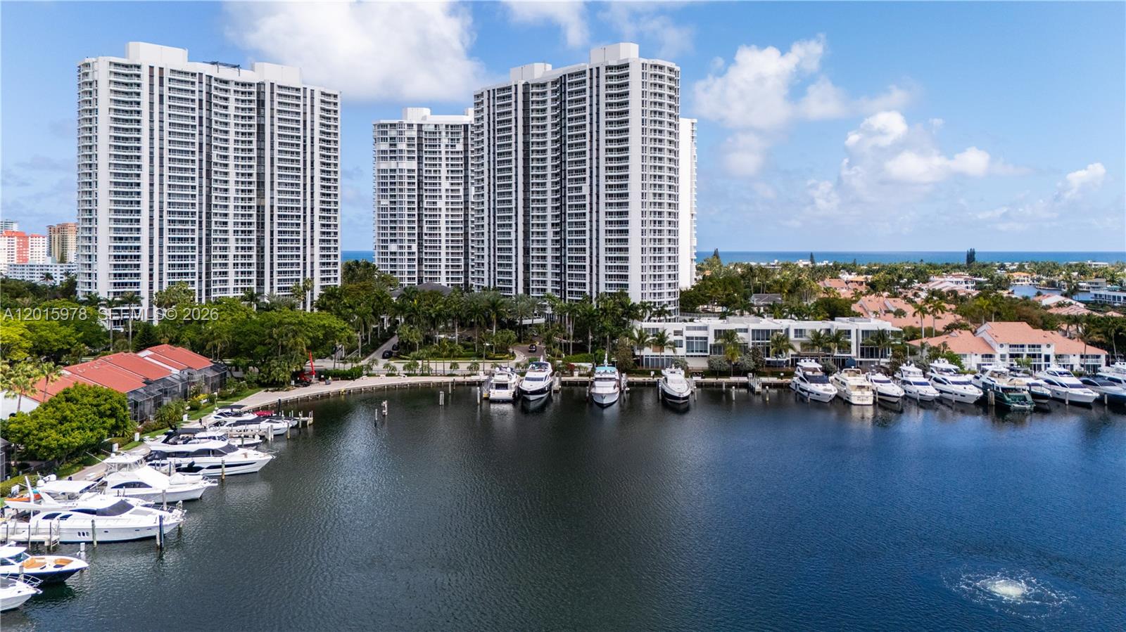 21055 Yacht Clb Dr #1707 Aventura, FL 33180