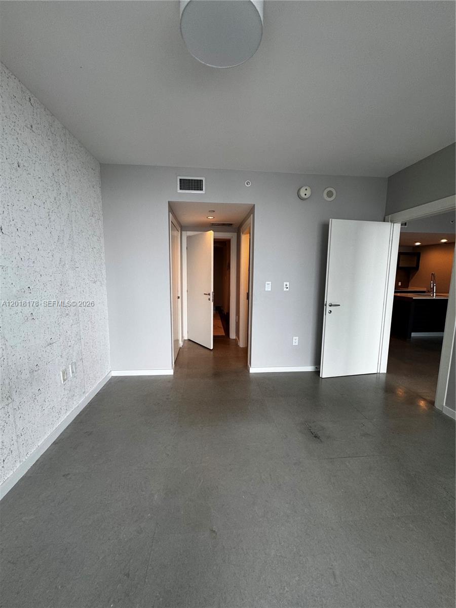 200 Biscayne Blvd Way #3110 Miami, FL 33131