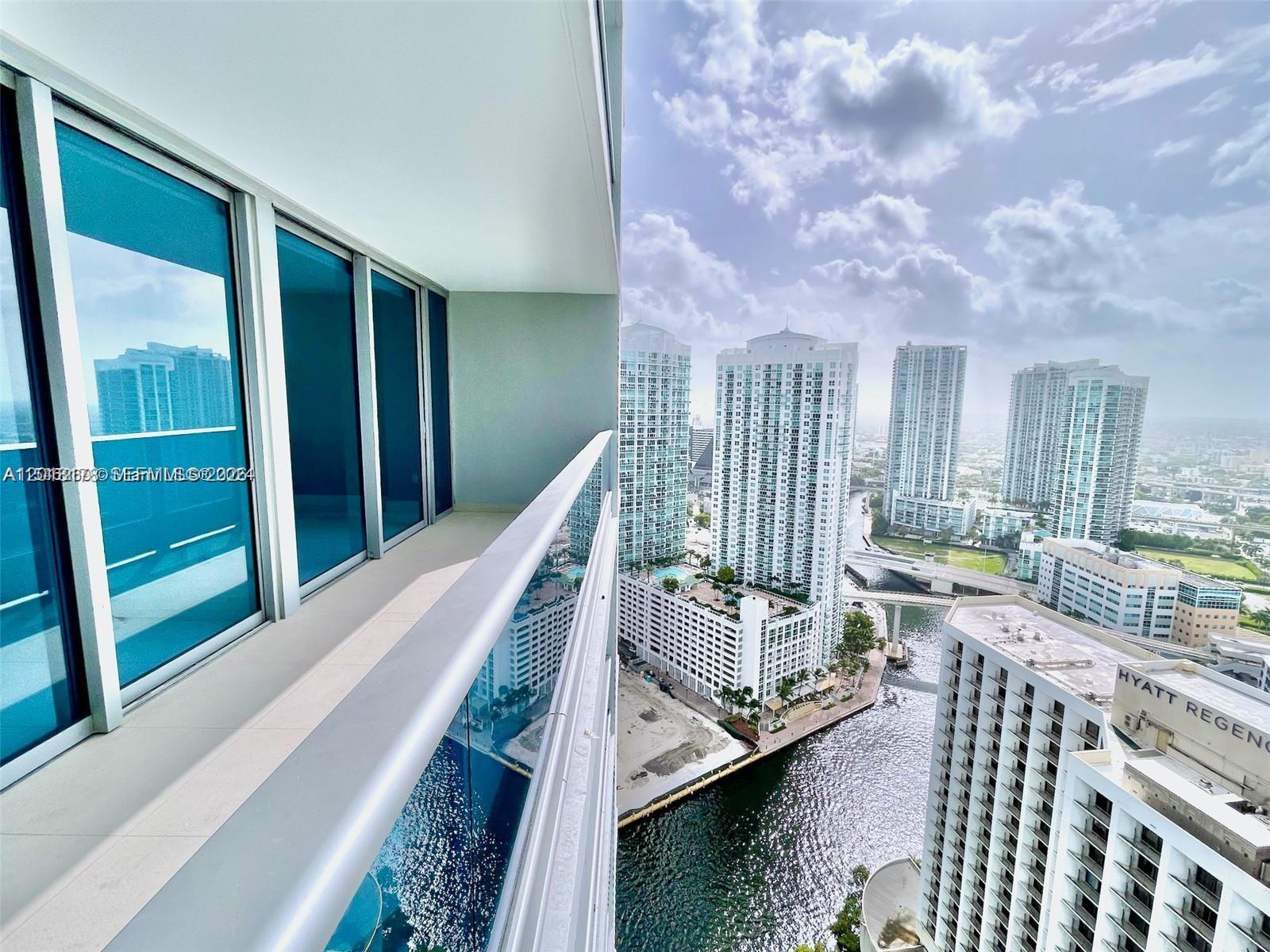 200 Biscayne Blvd Way #3110 Miami, FL 33131