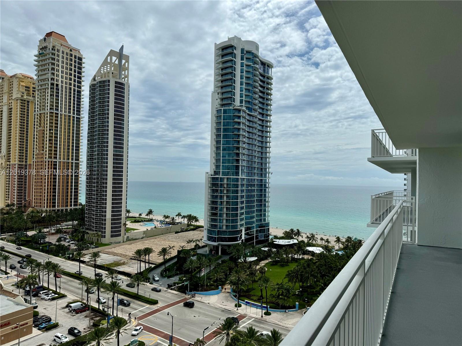 image Winston Towers 60028